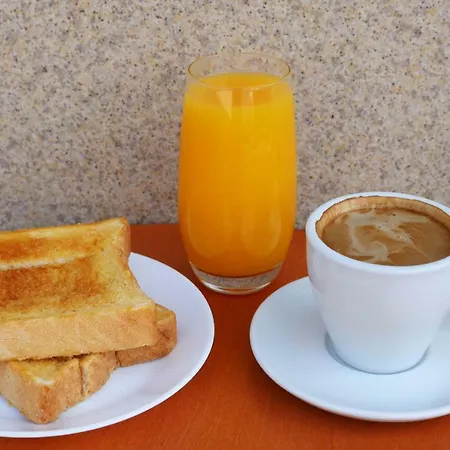 Guest house Restaurante E Residencial O Resineiro 3*